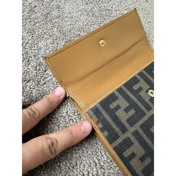 Vintage Womens Wallet 1990s Fendi Roma Streetwear Luxury, Made In Italy - Picture 13 of 16